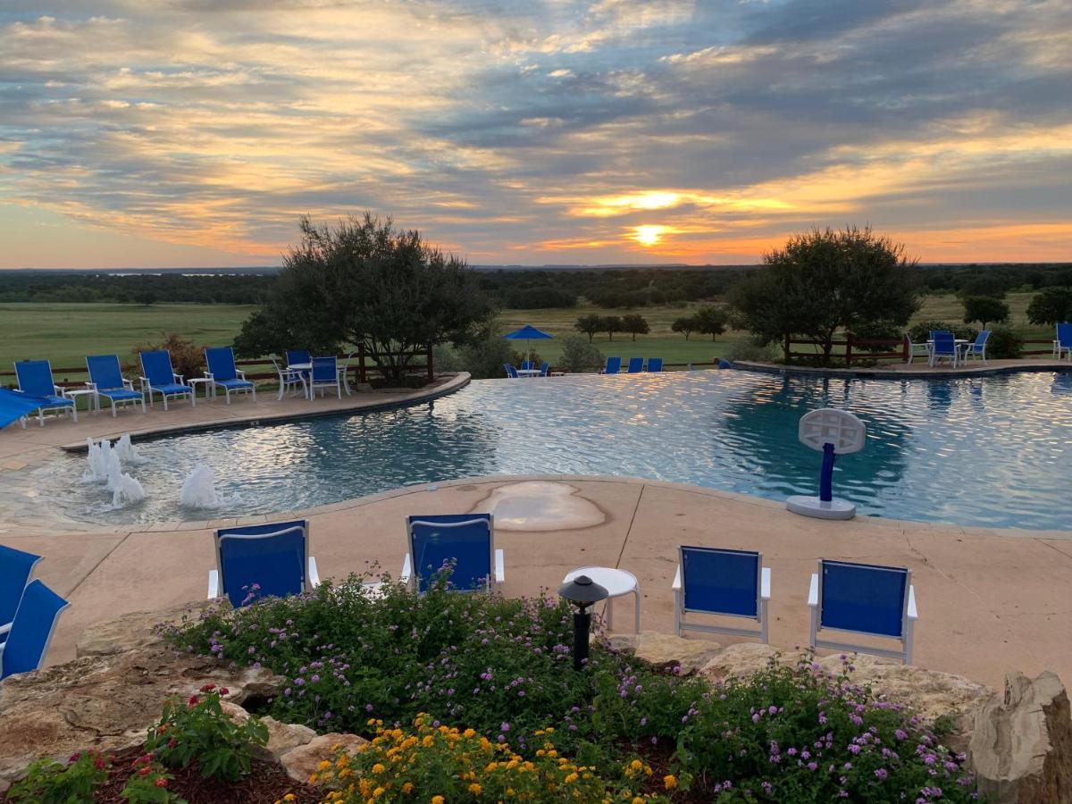 The Hideout Golf Club & Resort Lake Brownwood Dış mekan fotoğraf